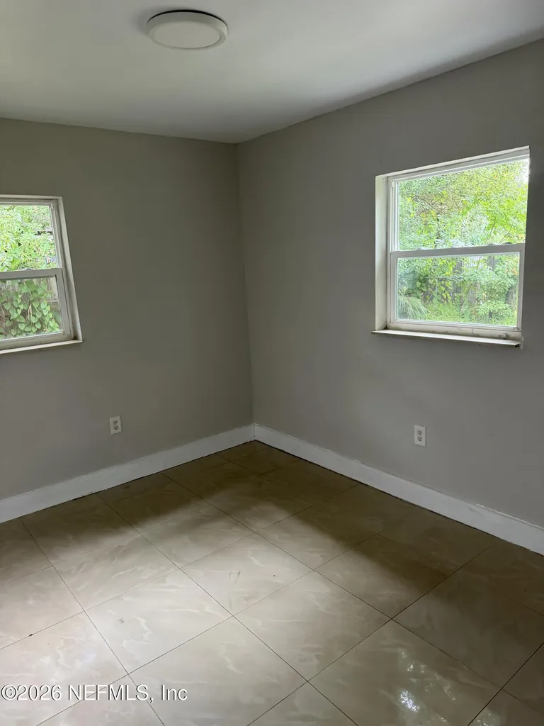1042/1052 Maynard Street Jacksonville FL 32208