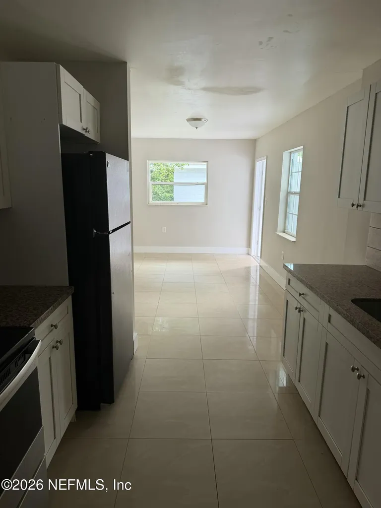 1042/1052 Maynard Street Jacksonville FL 32208