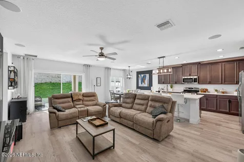 594 Bellingham Way Minneola FL 34715