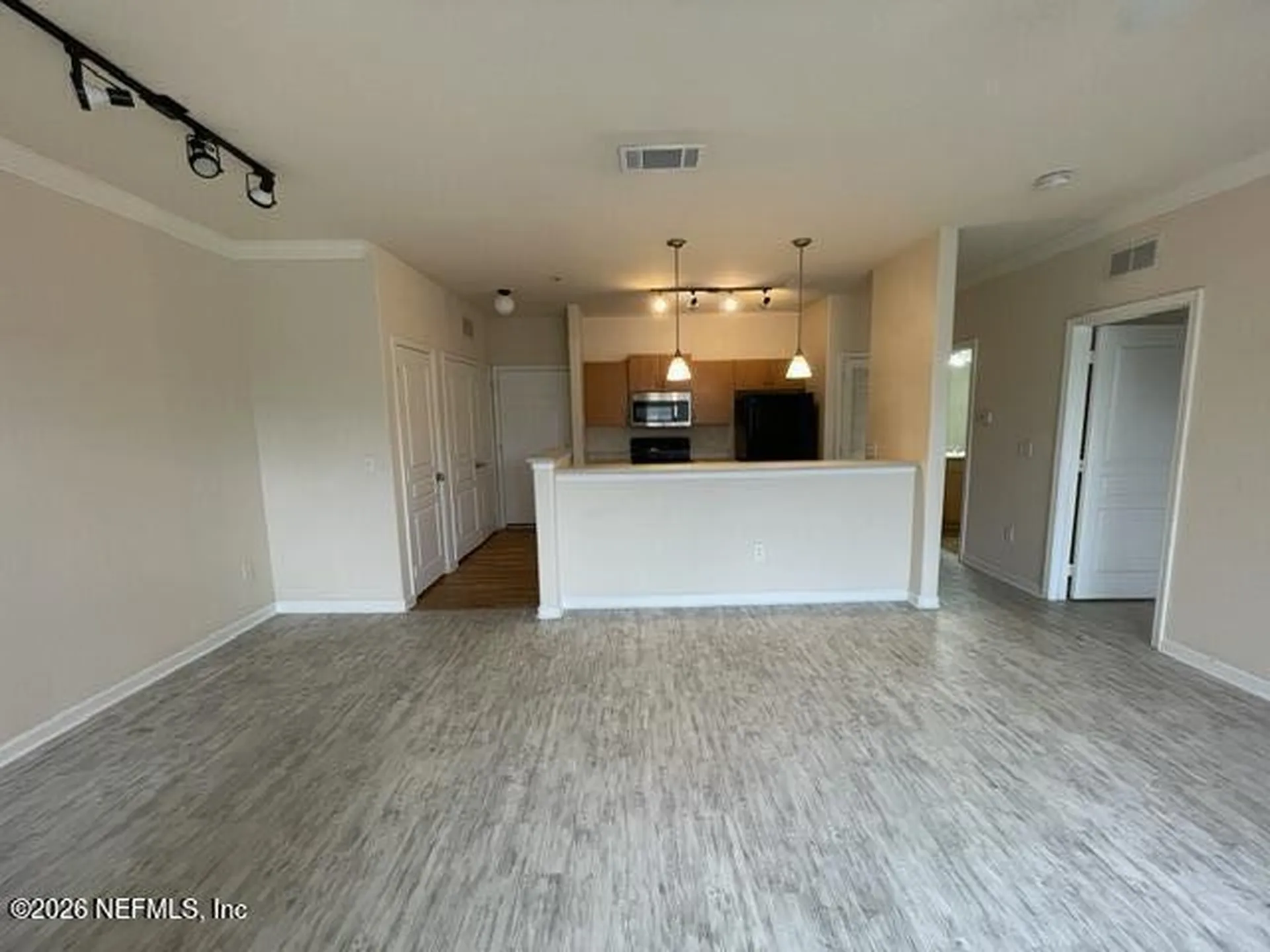 8290 Gate Parkway W Jacksonville FL 32216