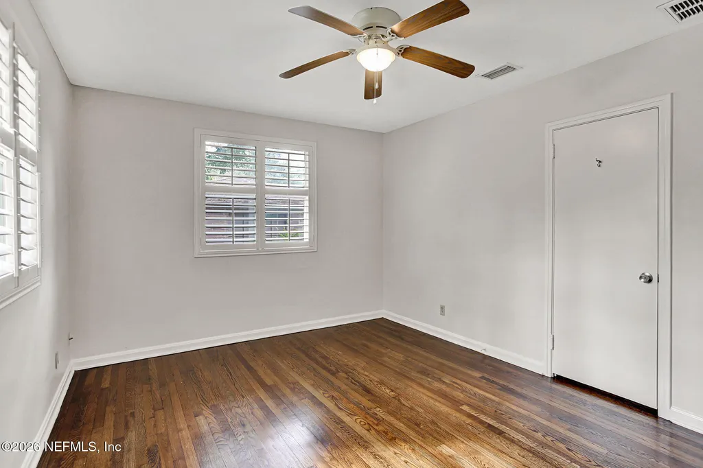 1353 Live Oak Lane Jacksonville FL 32207