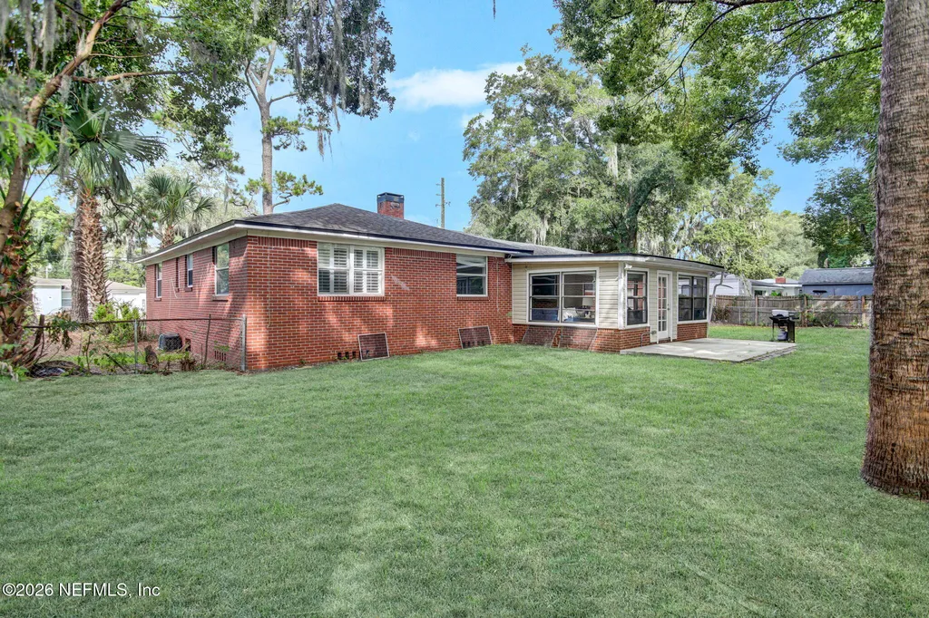 1353 Live Oak Lane Jacksonville FL 32207