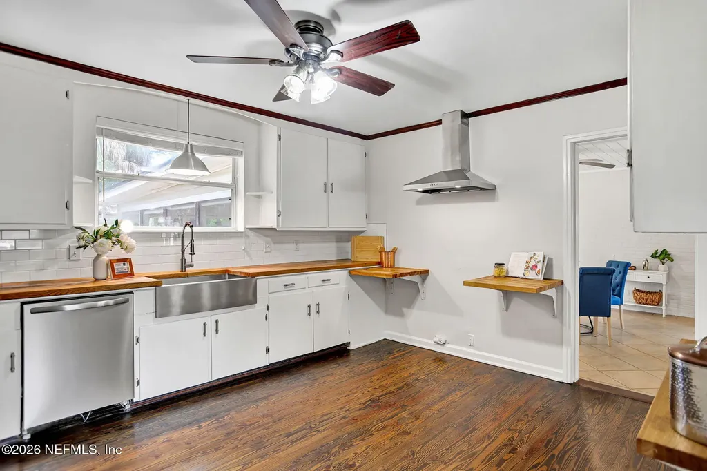 1353 Live Oak Lane Jacksonville FL 32207