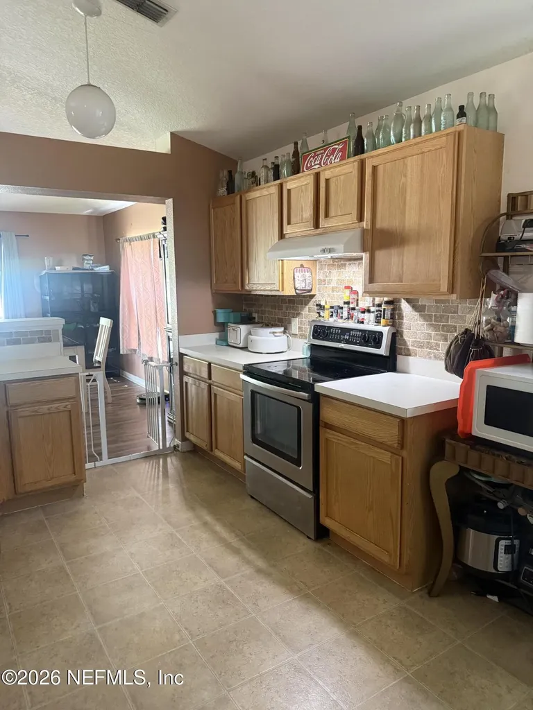 697 Islamorada Drive N Macclenny FL 32063