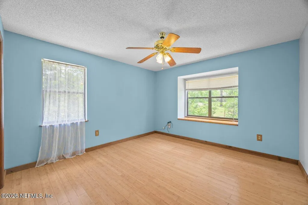 251 Cue Lake Drive Hawthorne FL 32640