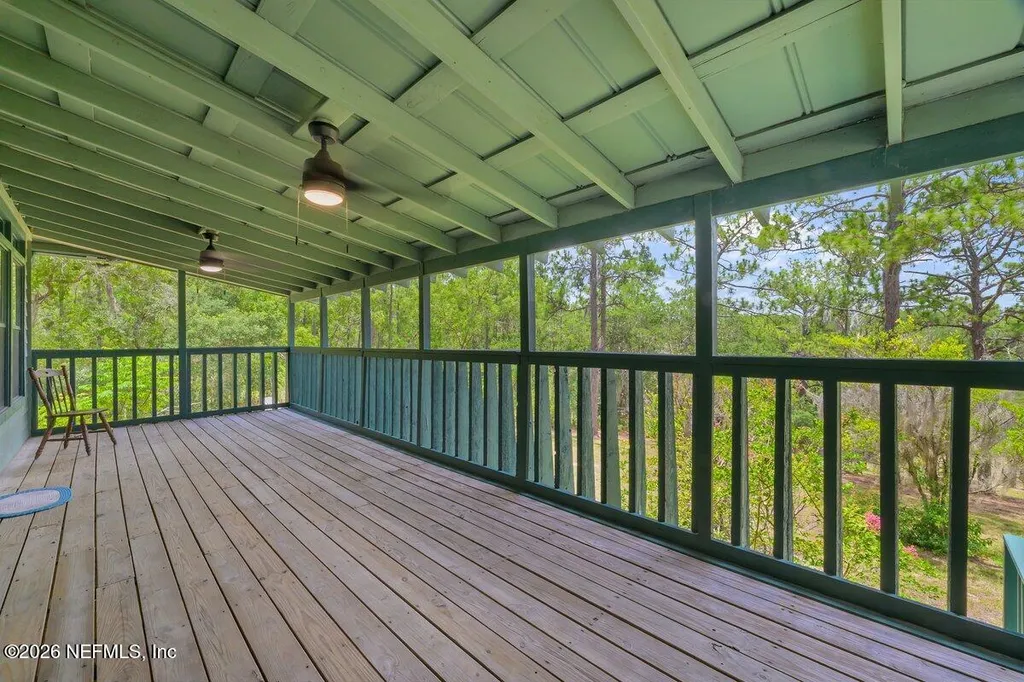 251 Cue Lake Drive Hawthorne FL 32640