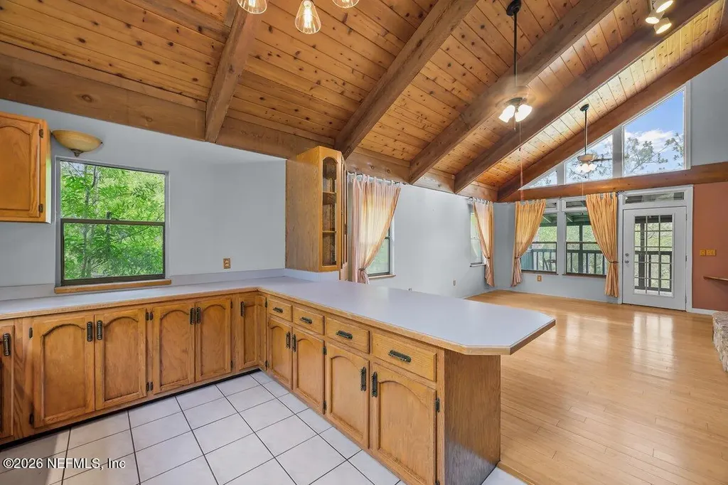 251 Cue Lake Drive Hawthorne FL 32640