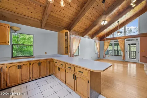 251 Cue Lake Drive Hawthorne FL 32640