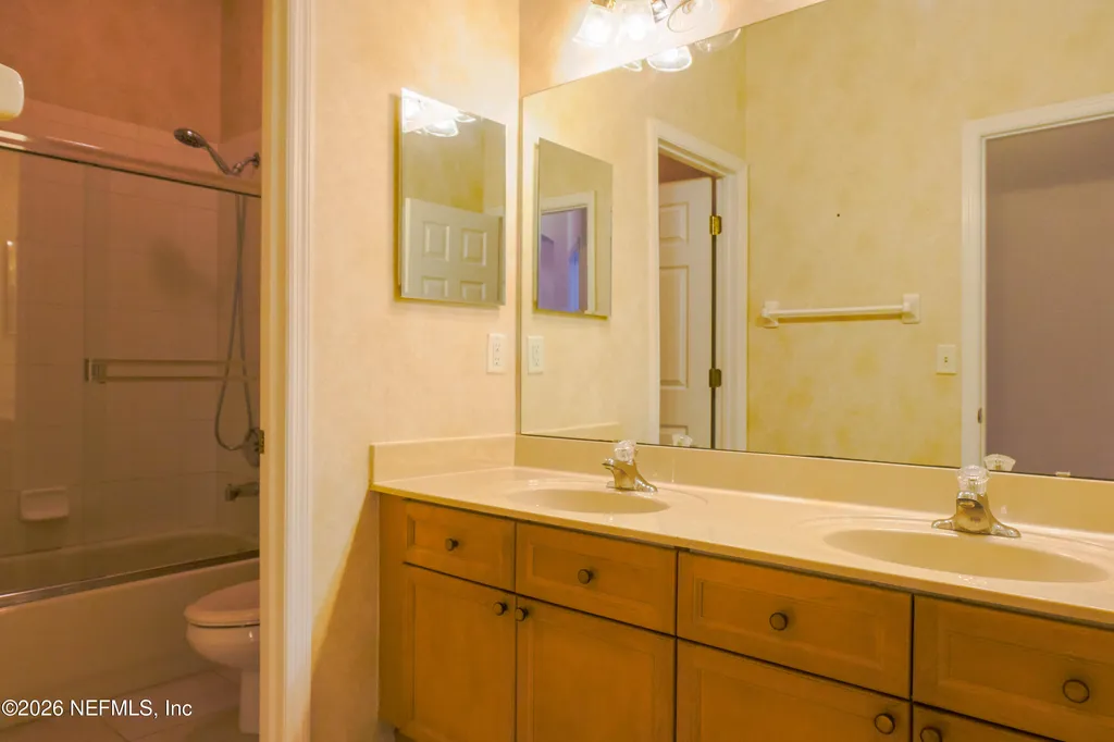 1564 Tralee Court N Jacksonville FL 32221