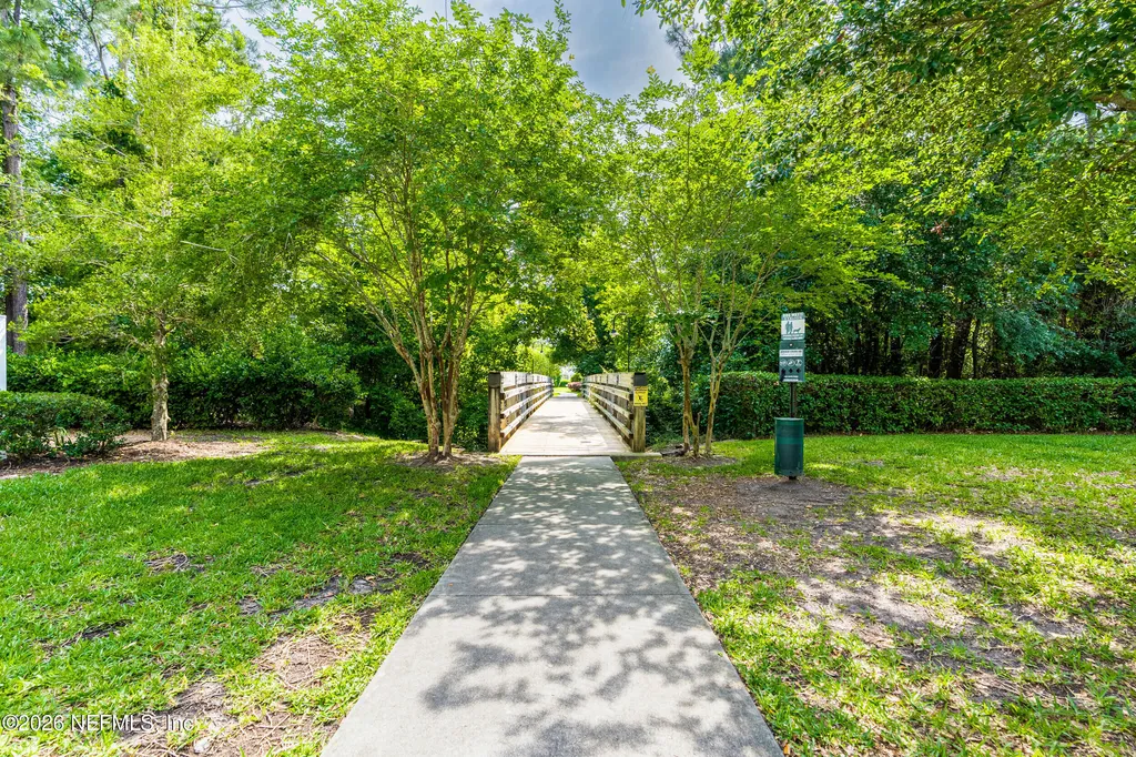 4372 Ellipse Drive Jacksonville FL 32246
