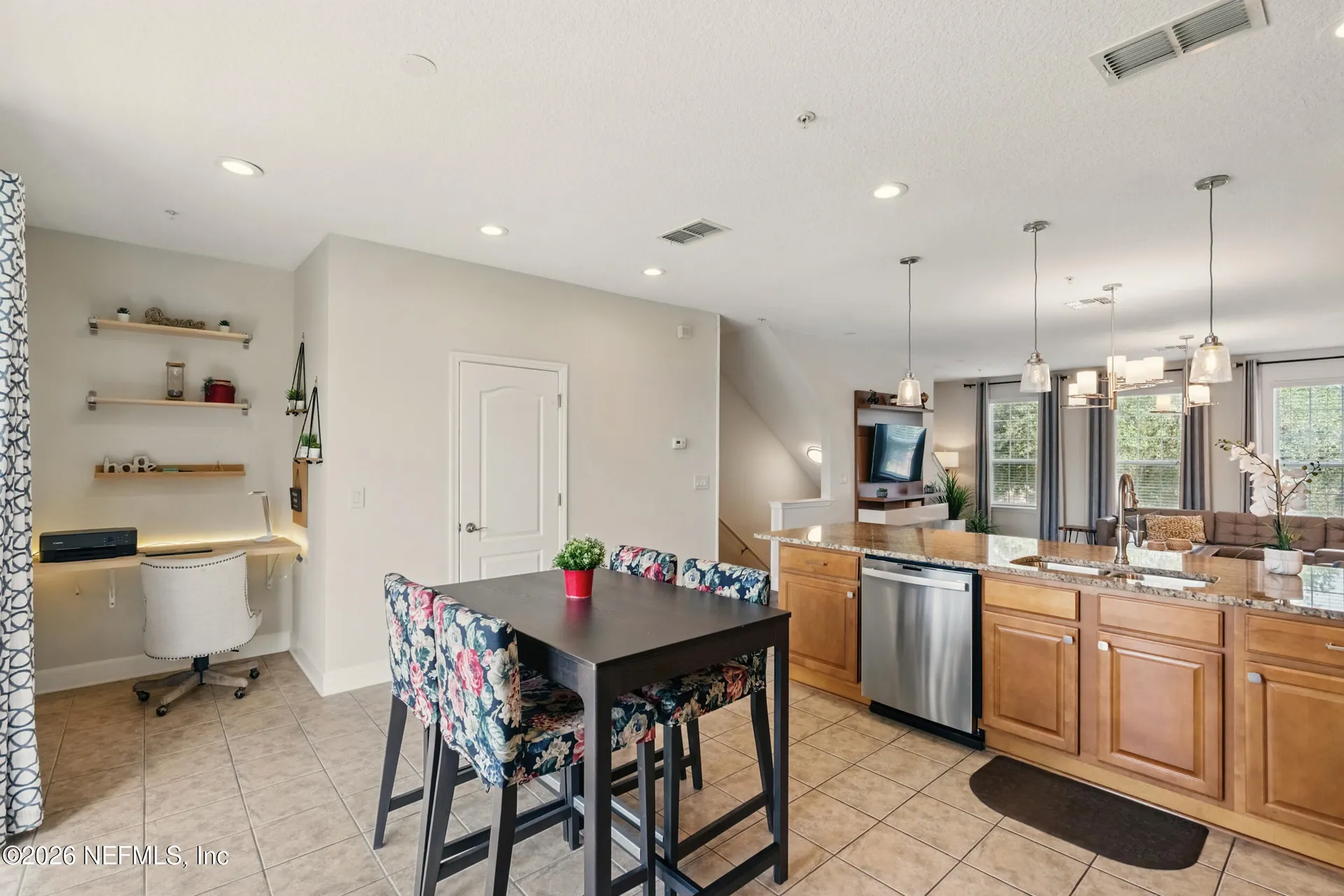 4372 Ellipse Drive Jacksonville FL 32246