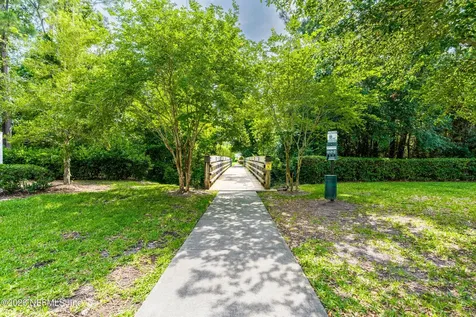 4372 Ellipse Drive Jacksonville FL 32246