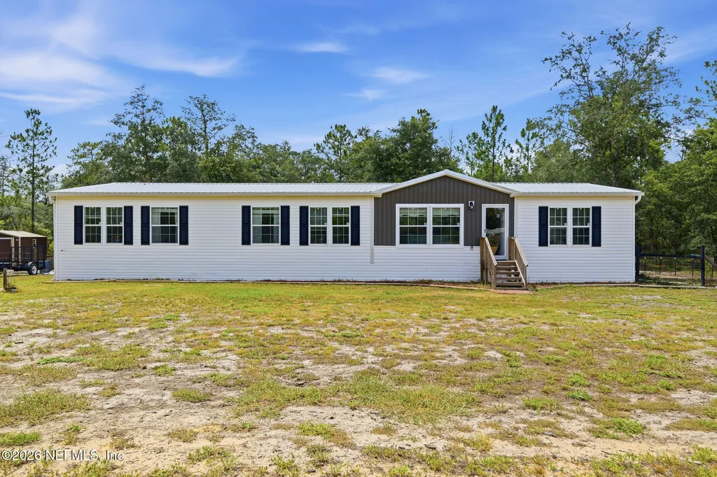 132 Lake Lucy Court Interlachen FL 32148