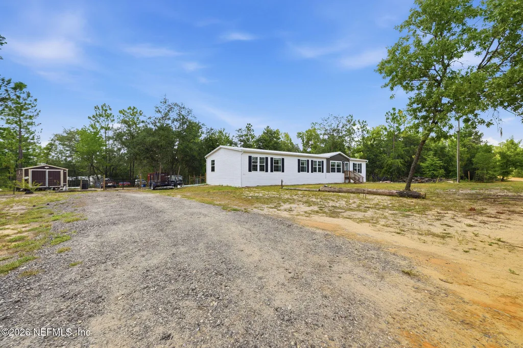 132 Lake Lucy Court Interlachen FL 32148