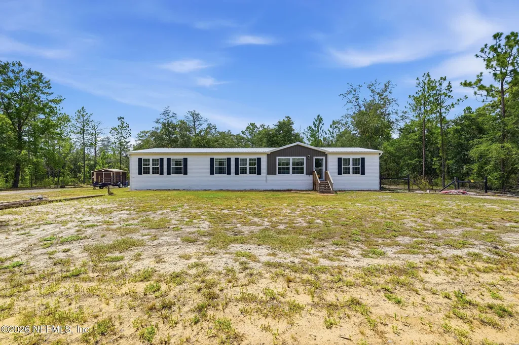 132 Lake Lucy Court Interlachen FL 32148