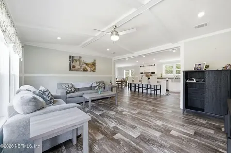 132 Lake Lucy Court Interlachen FL 32148