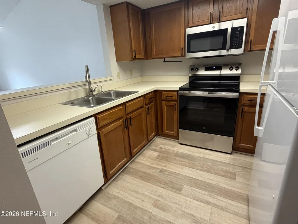 5427 Greatpine Court Jacksonville FL 32244
