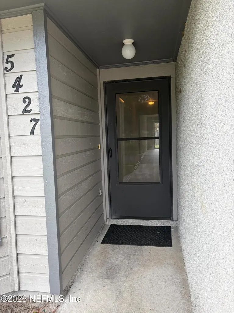 5427 Greatpine Court Jacksonville FL 32244