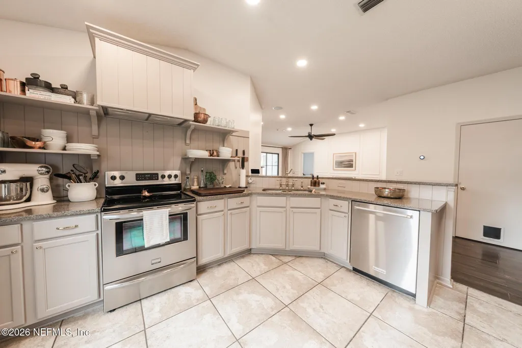 511 Chancellor Drive Jacksonville FL 32225