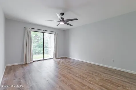8118 Baymeadows Circle Jacksonville FL 32256