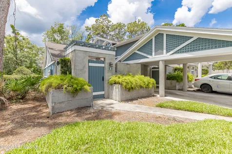 8118 Baymeadows Circle Jacksonville FL 32256
