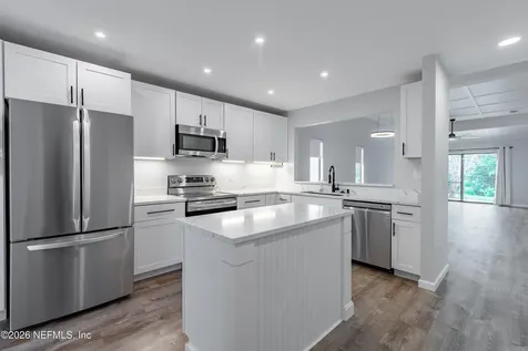 8118 Baymeadows Circle Jacksonville FL 32256