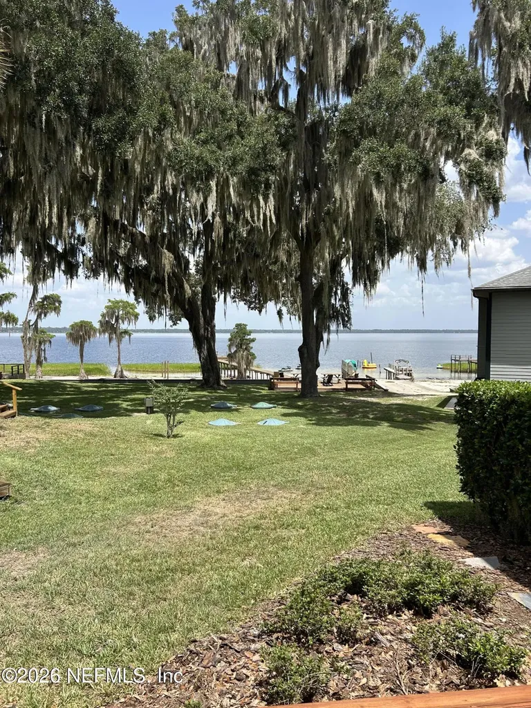 21116 NE 101st Avenue Earleton FL 32694