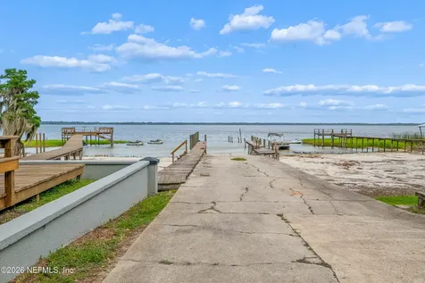 21116 NE 101st Avenue Earleton FL 32694