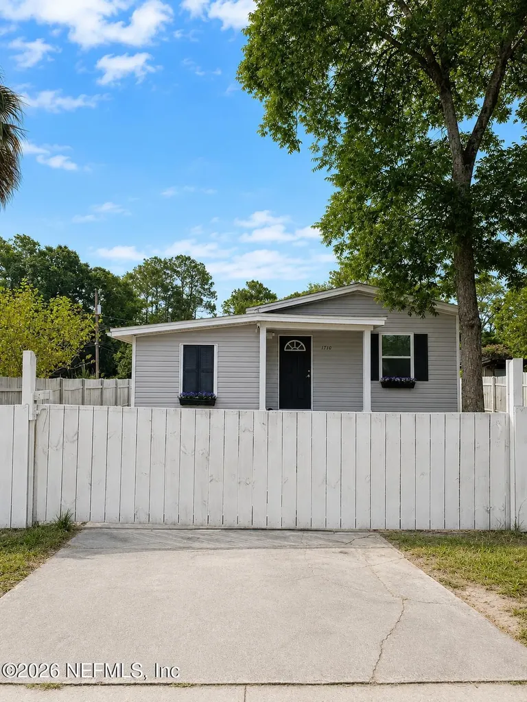 1710 Rowe Avenue Jacksonville FL 32208
