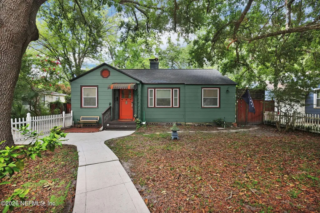 1521 Charon Road Jacksonville FL 32205