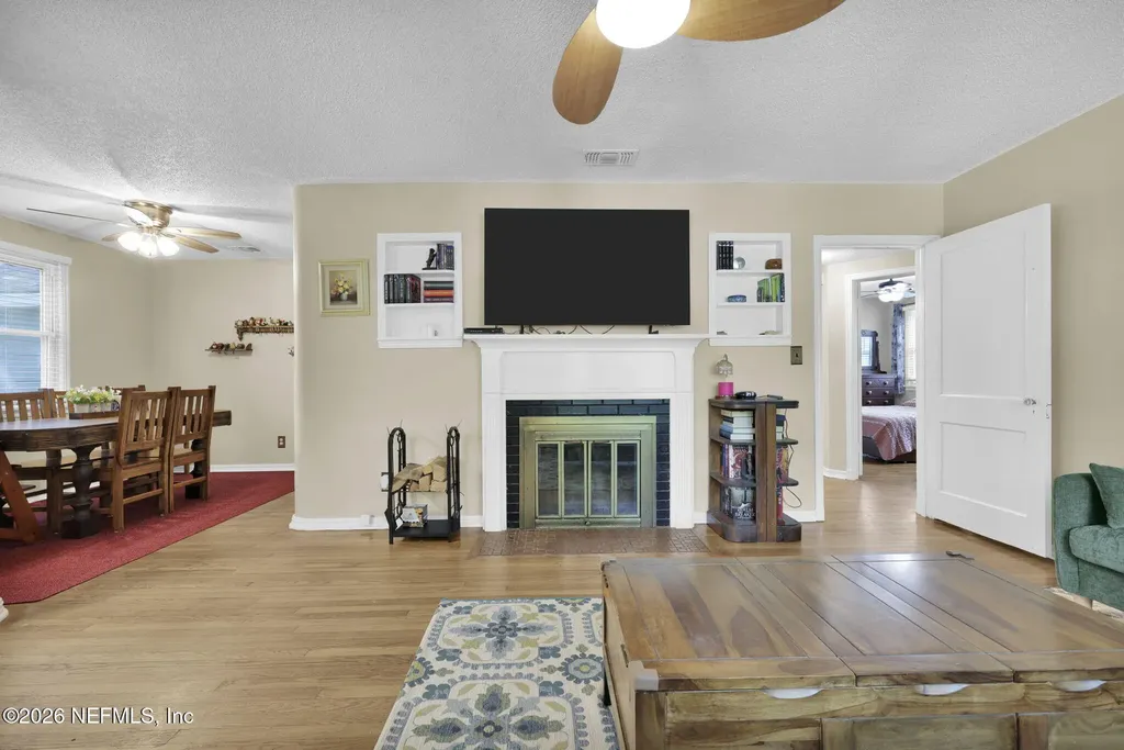 1521 Charon Road Jacksonville FL 32205