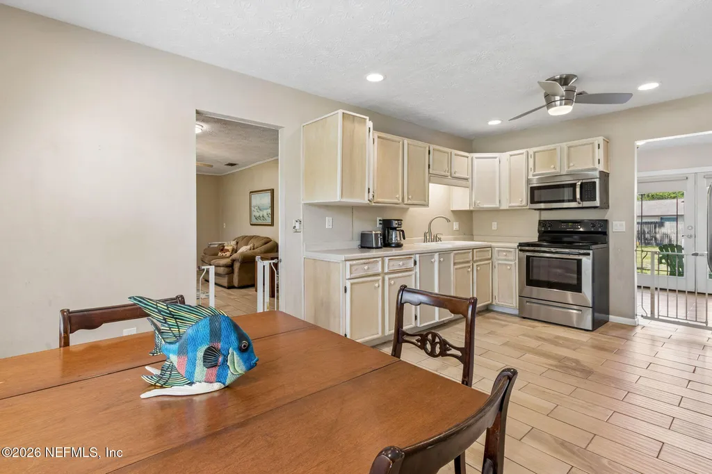 12994 Silver Oak Drive Jacksonville FL 32223