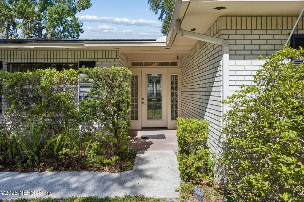 12994 Silver Oak Drive Jacksonville FL 32223