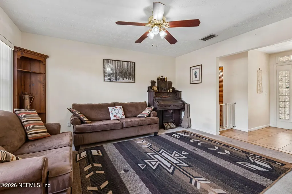 12994 Silver Oak Drive Jacksonville FL 32223
