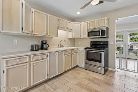 12994 Silver Oak Drive Jacksonville FL 32223