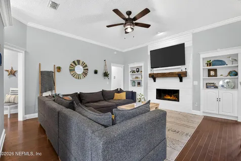 1100 Creekwood Way N St. Johns FL 32259