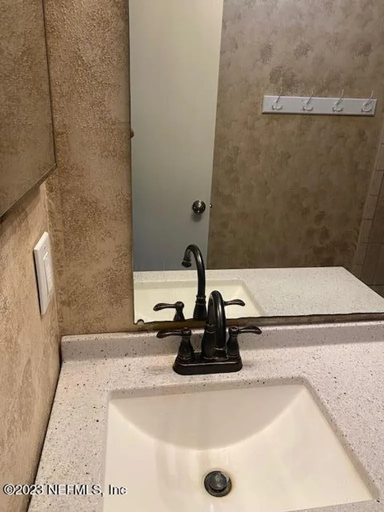 85 Debarry Avenue Orange Park FL 32073