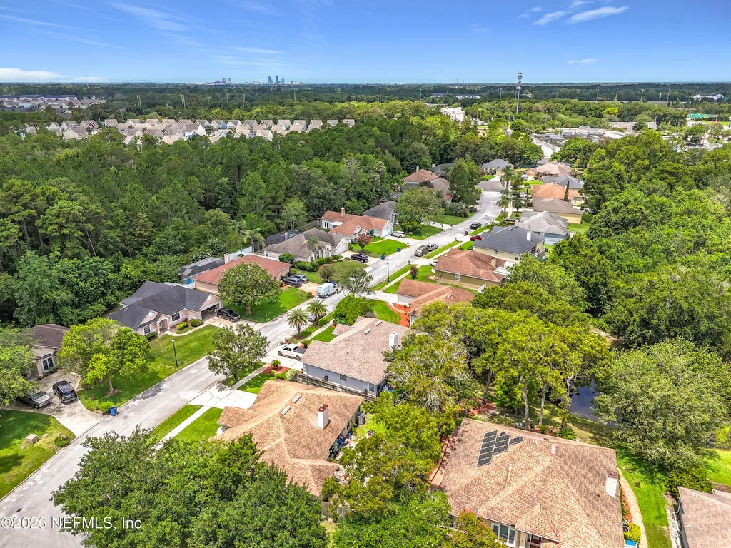 9243 Dale View Lane W Jacksonville FL 32225