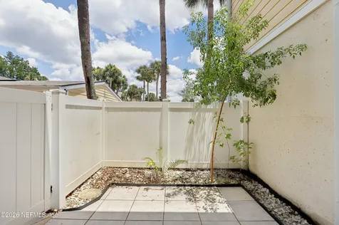 7960 Los Robles Court Jacksonville FL 32256