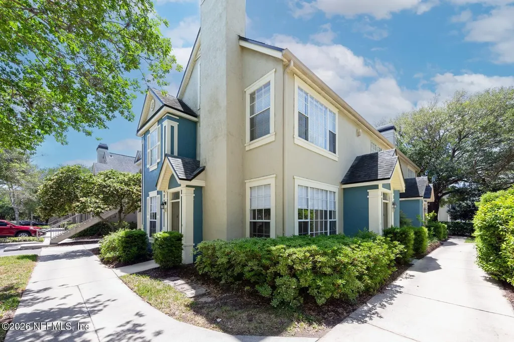13703 Richmond Park Drive N Jacksonville FL 32224