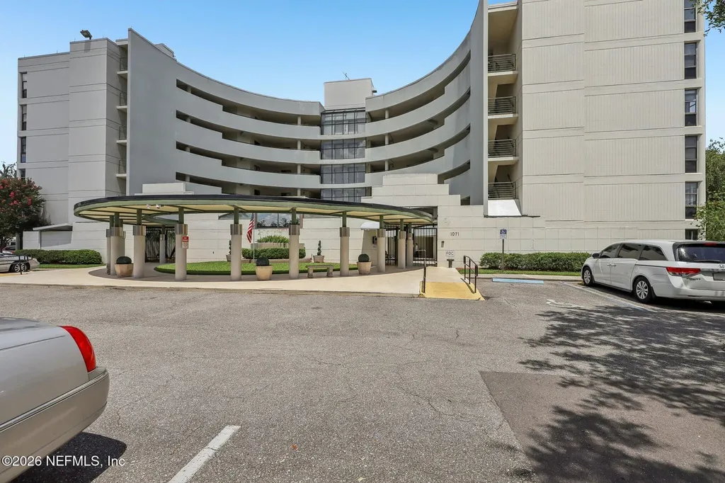 1071 Edgewood Avenue S Jacksonville FL 32205