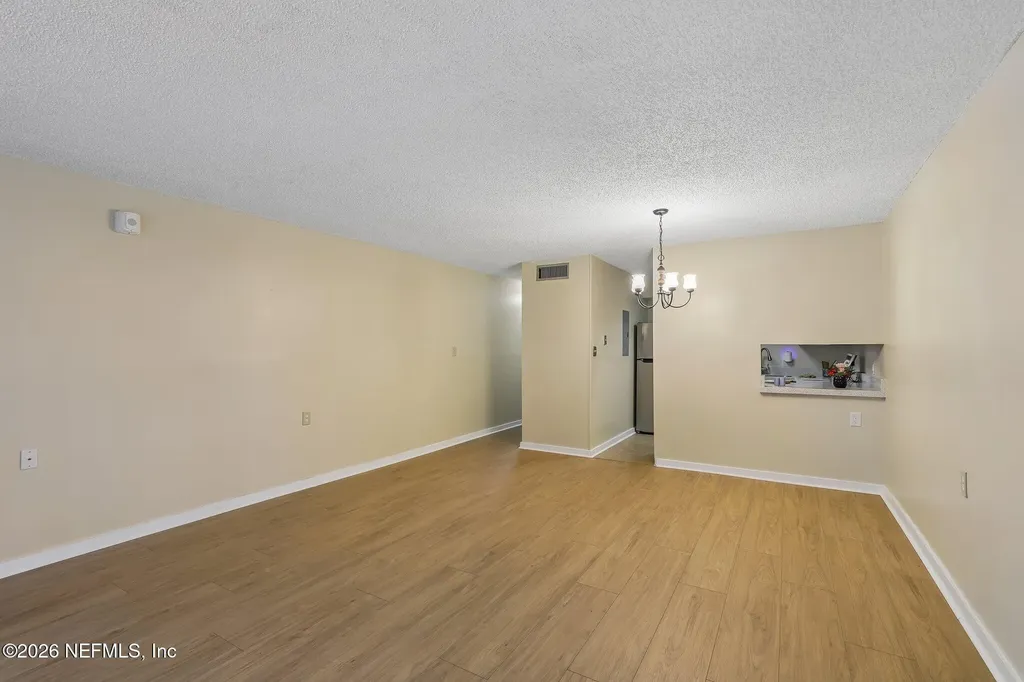 1071 Edgewood Avenue S Jacksonville FL 32205