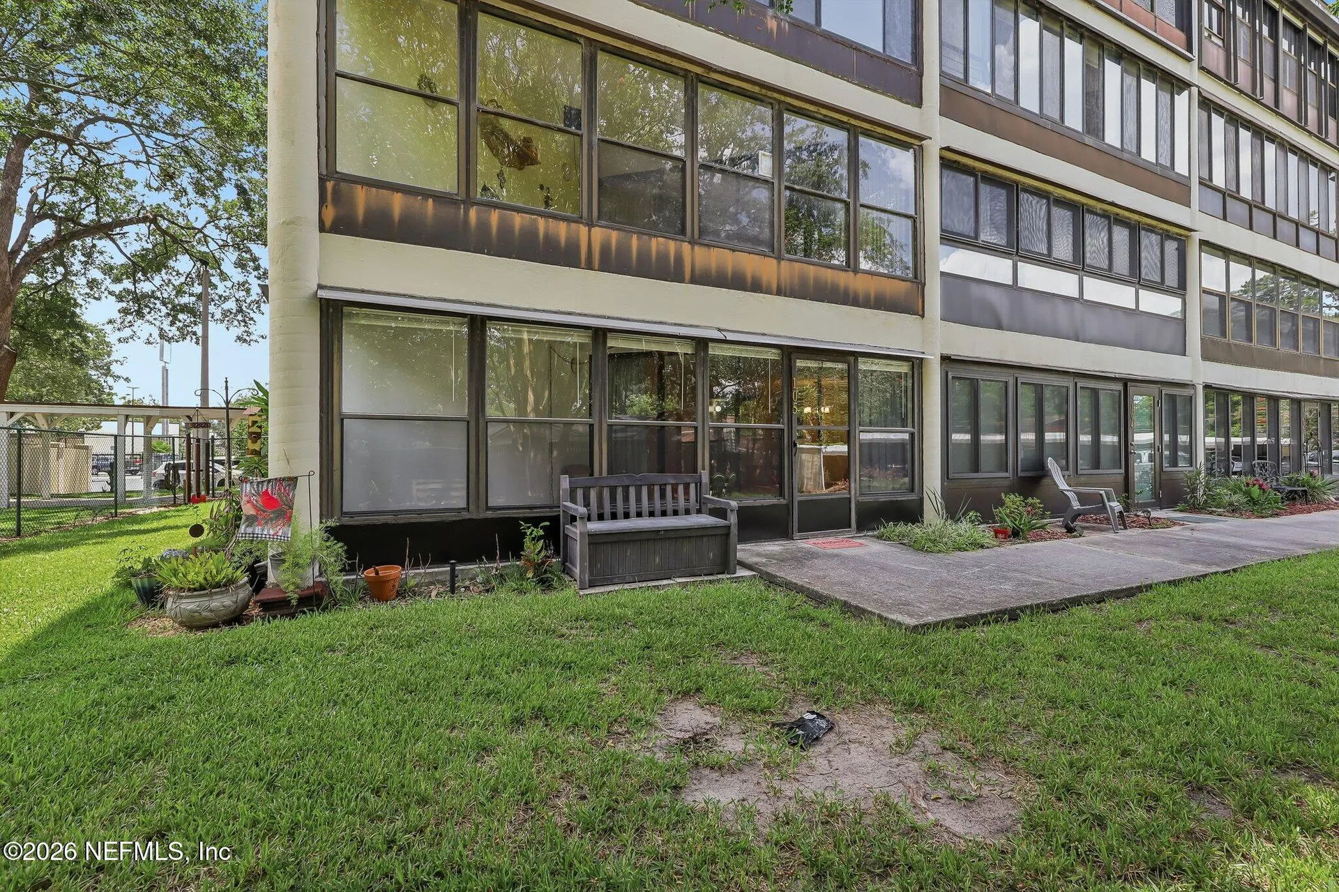 1071 Edgewood Avenue S Jacksonville FL 32205