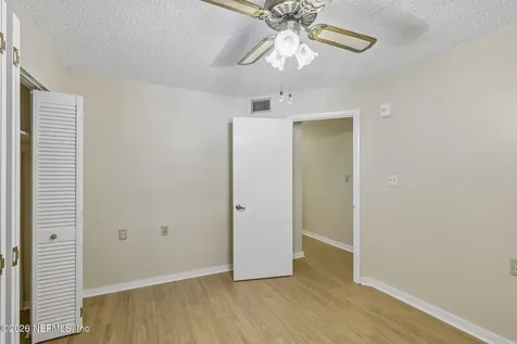 1071 Edgewood Avenue S Jacksonville FL 32205