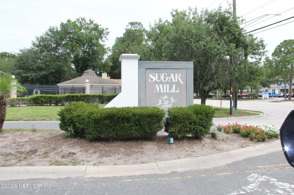3801 Crown Point Road Jacksonville FL 32257