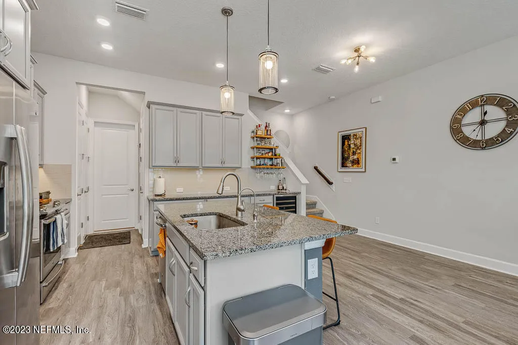 11475 Surfline Court Jacksonville FL 32256