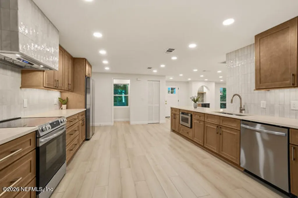 275 Nautical Boulevard S Atlantic Beach FL 32233