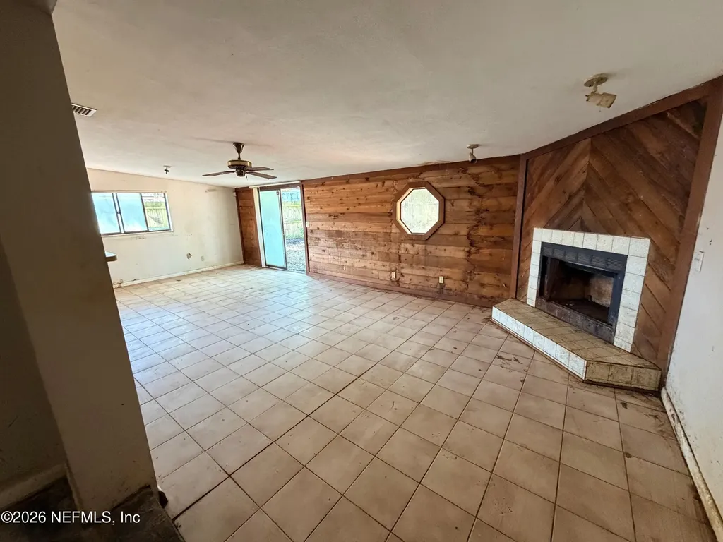 1060 La Marche Drive Jacksonville FL 32205