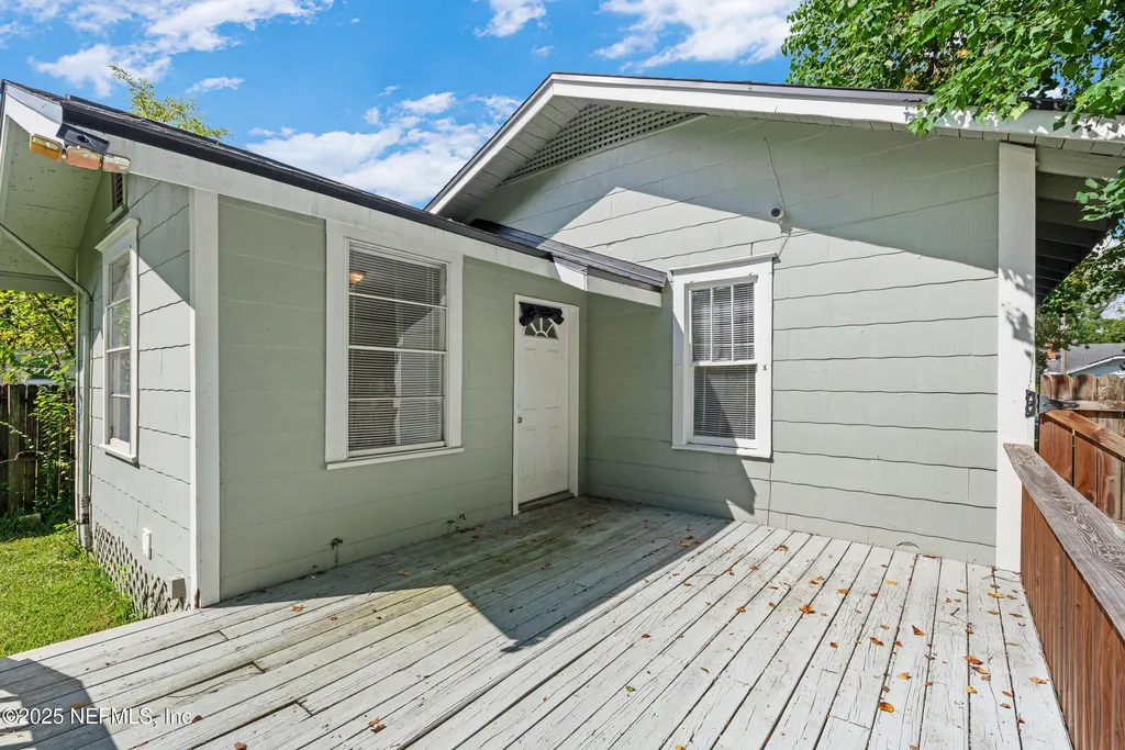 683 Bridal Avenue Jacksonville FL 32205