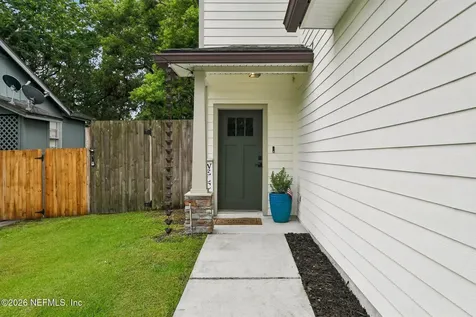 4654 Attleboro Street Jacksonville FL 32205
